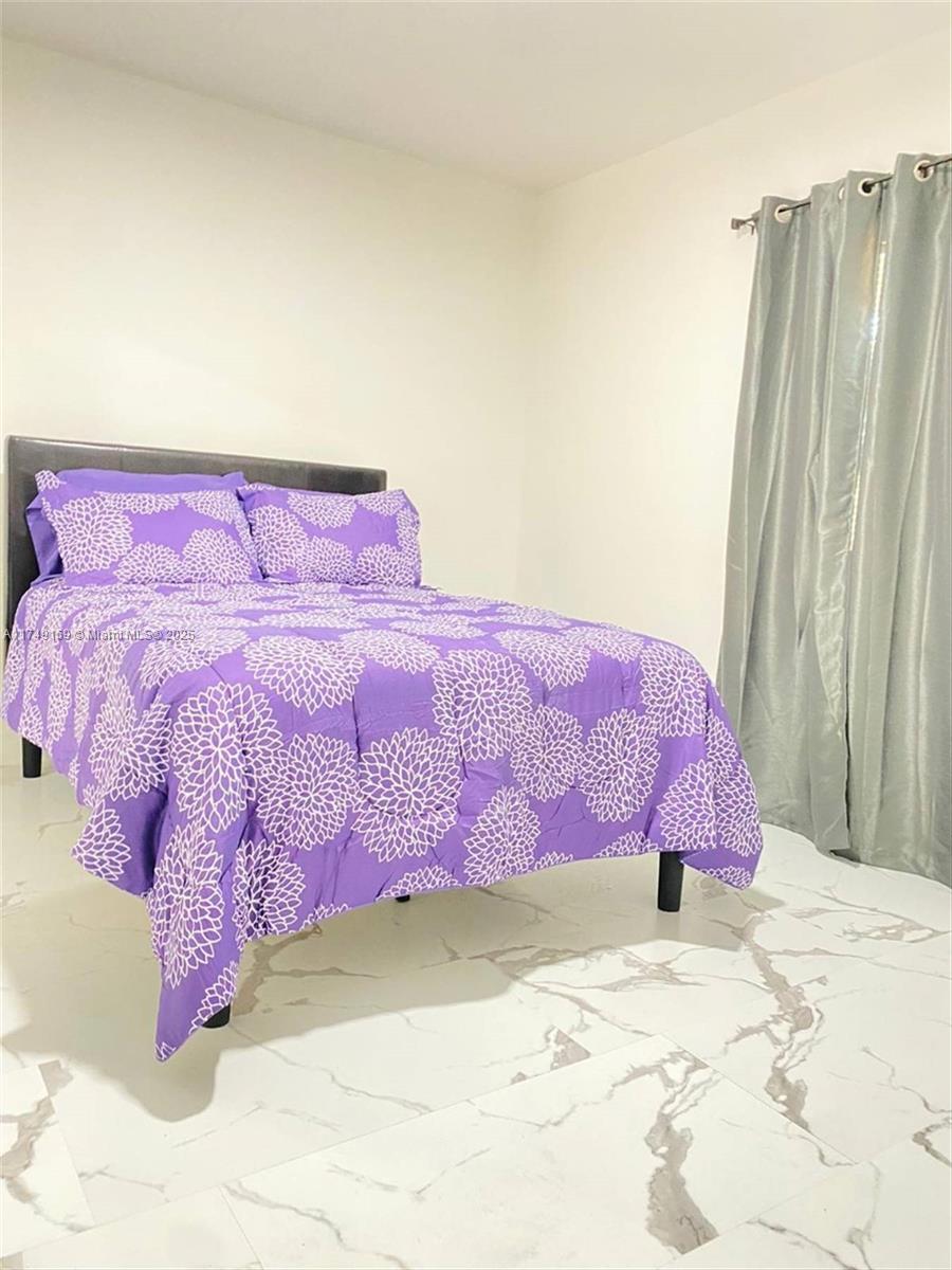 NORTH LIBERTY CITY - Residential Lease