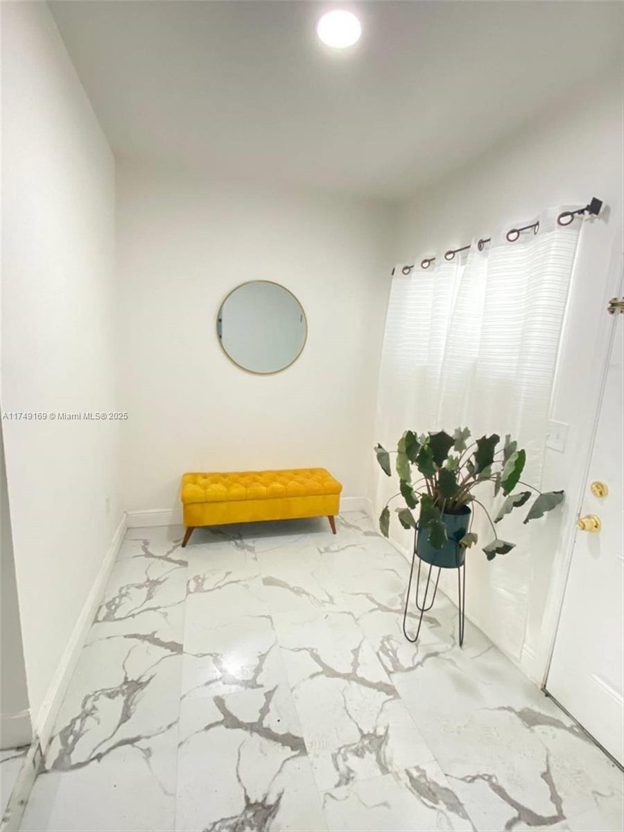 NORTH LIBERTY CITY - Residential Lease