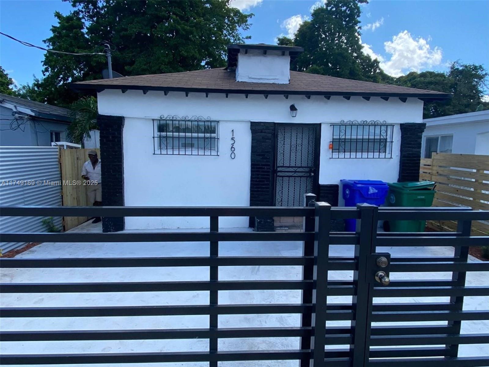 NORTH LIBERTY CITY - Residential Lease