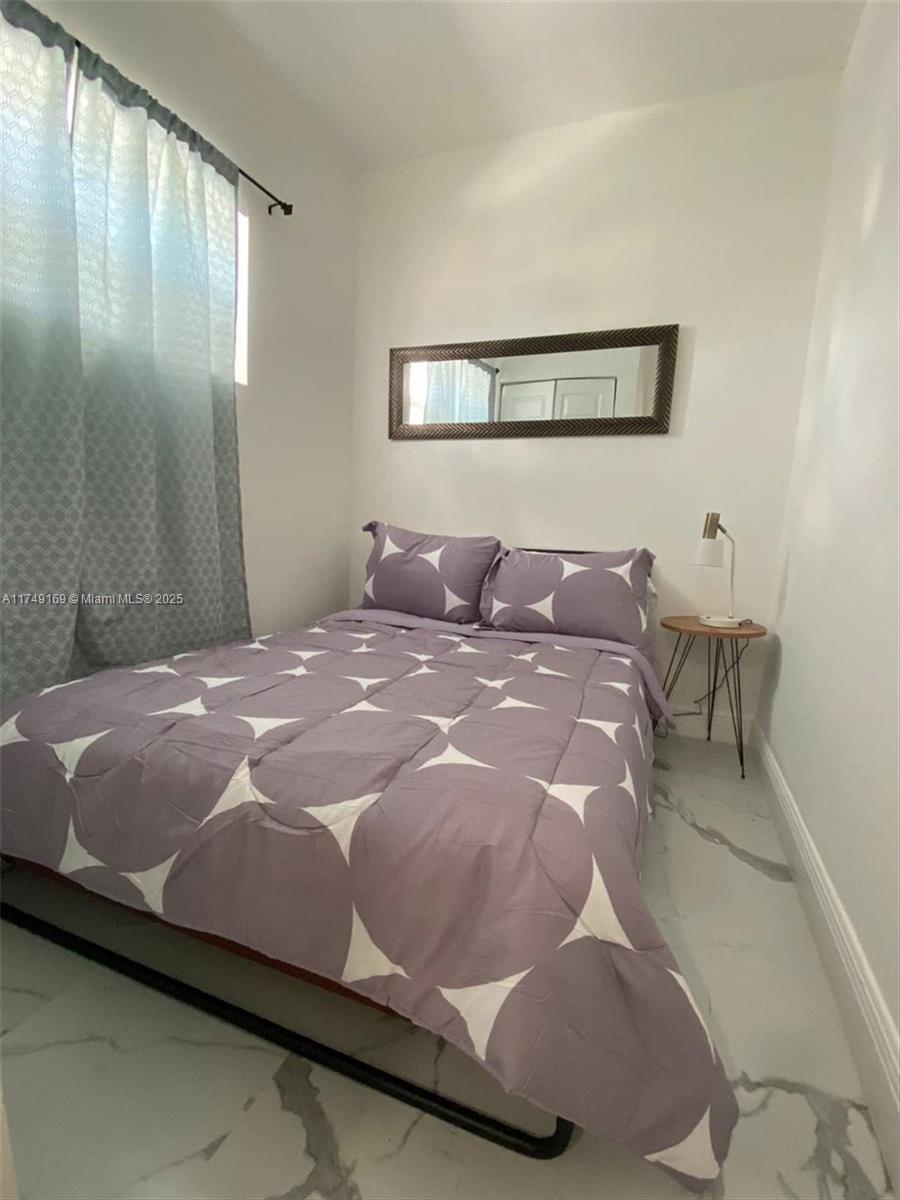 NORTH LIBERTY CITY - Residential Lease