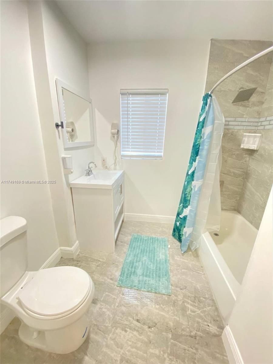 NORTH LIBERTY CITY - Residential Lease