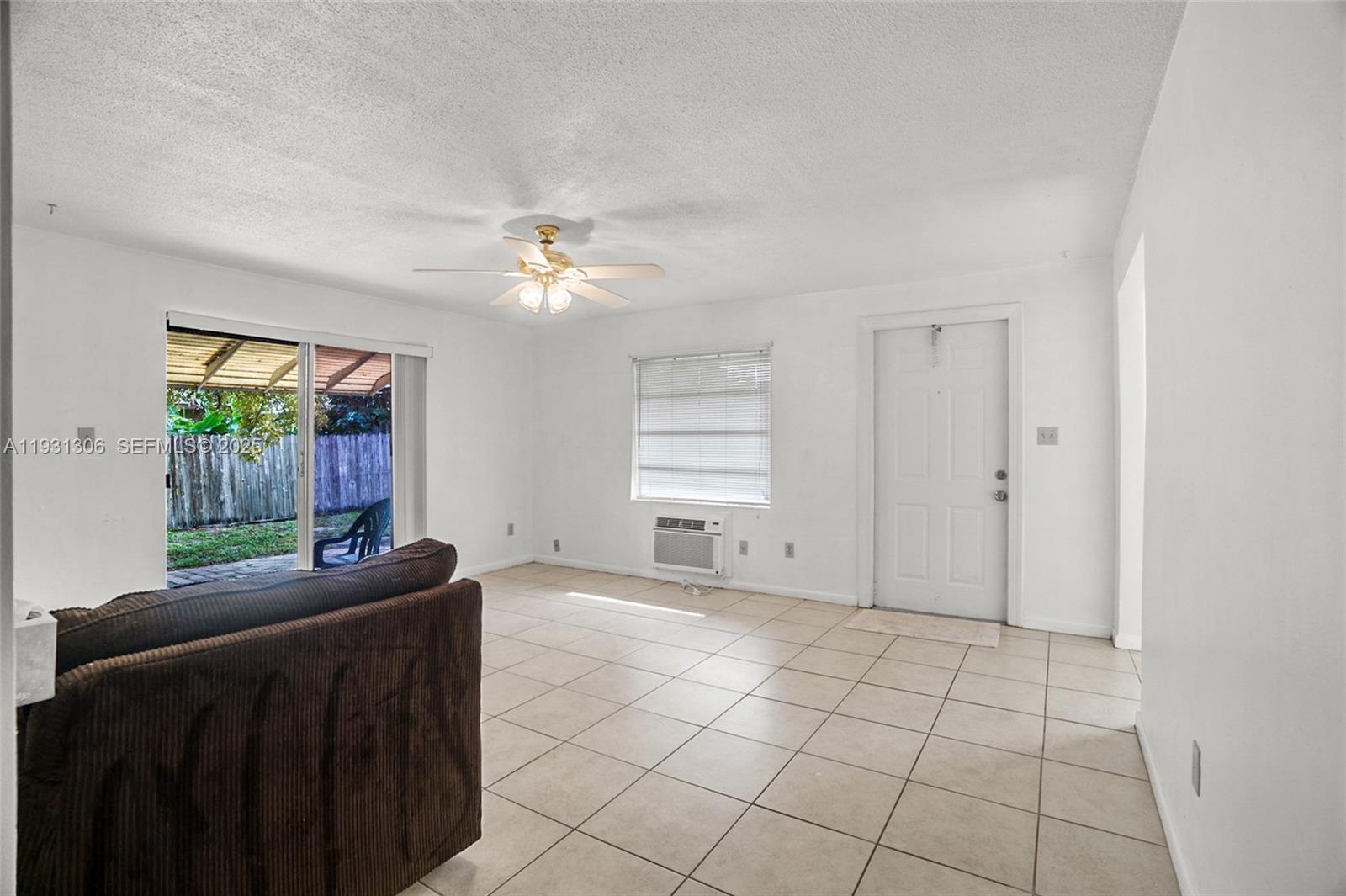 NORTH POMPANO BEACH SECTI - Residential