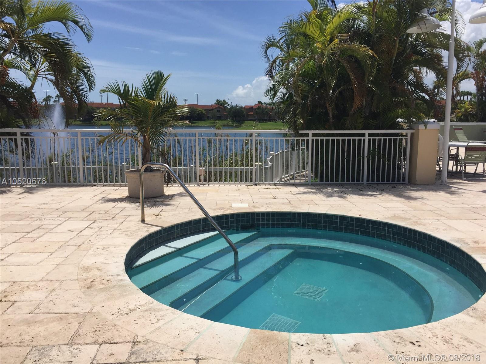 LE CLUB AT OLD CUTLER CON - Residential Lease