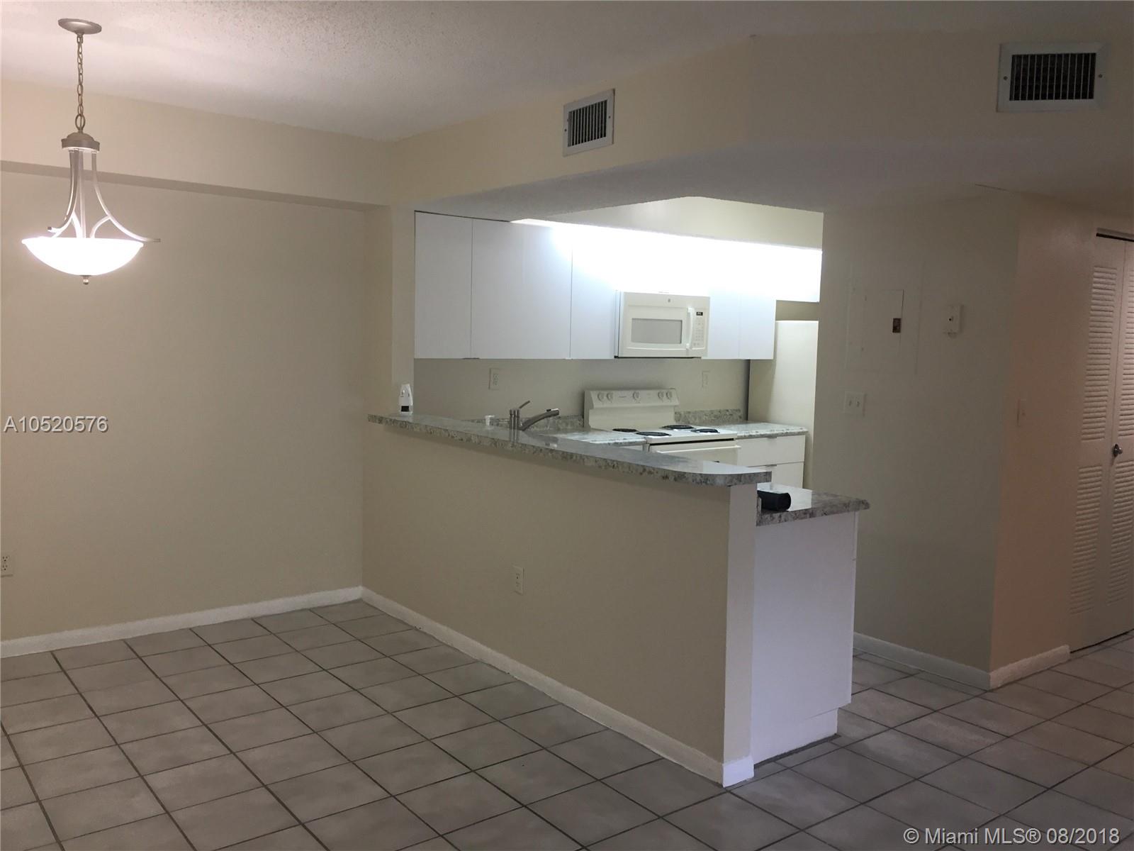 LE CLUB AT OLD CUTLER CON - Residential Lease