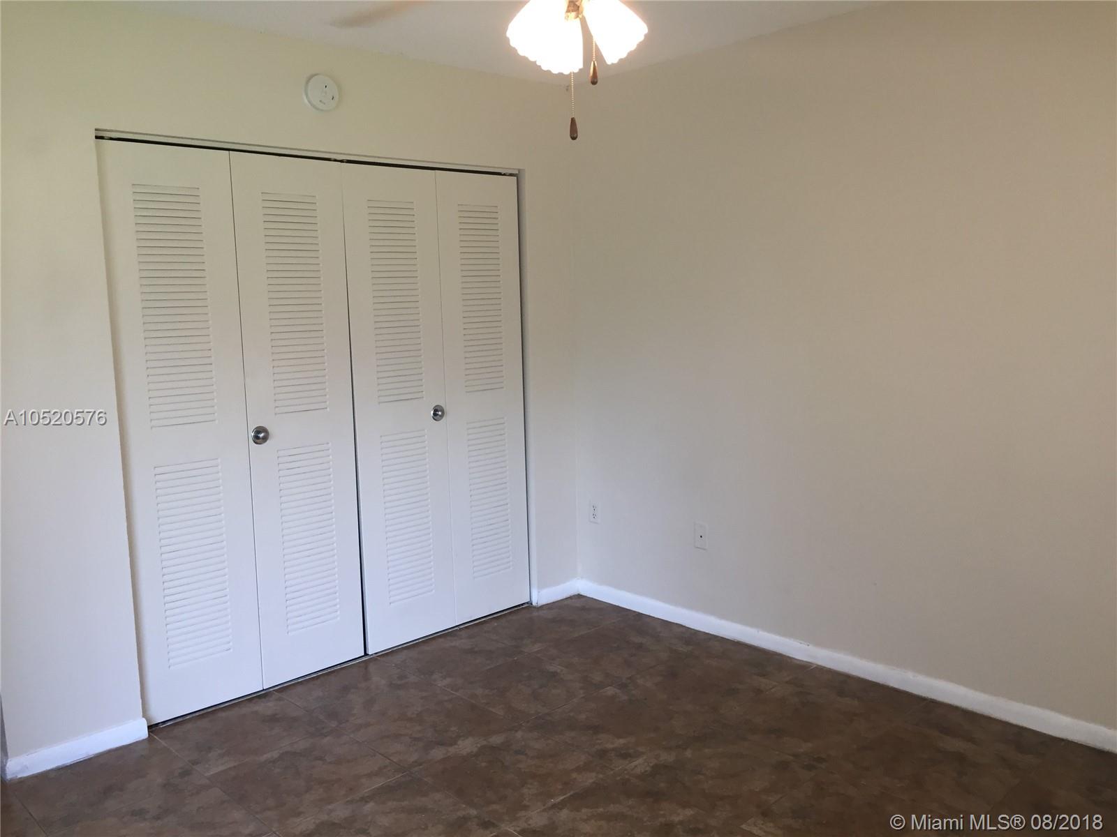 LE CLUB AT OLD CUTLER CON - Residential Lease