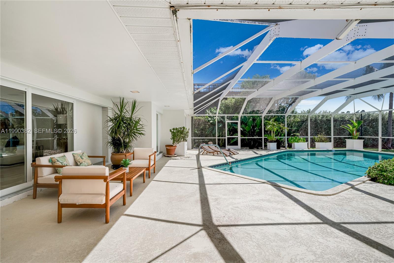 MASHTA ISLAND - Residential