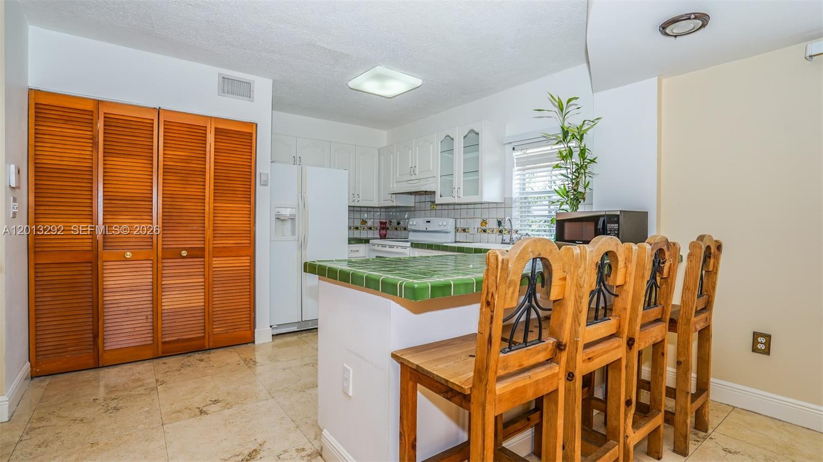 3356 Bird Ave 15
