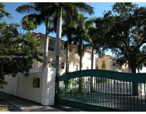 COCO IBIZA CONDOMINIUM - Residential Lease