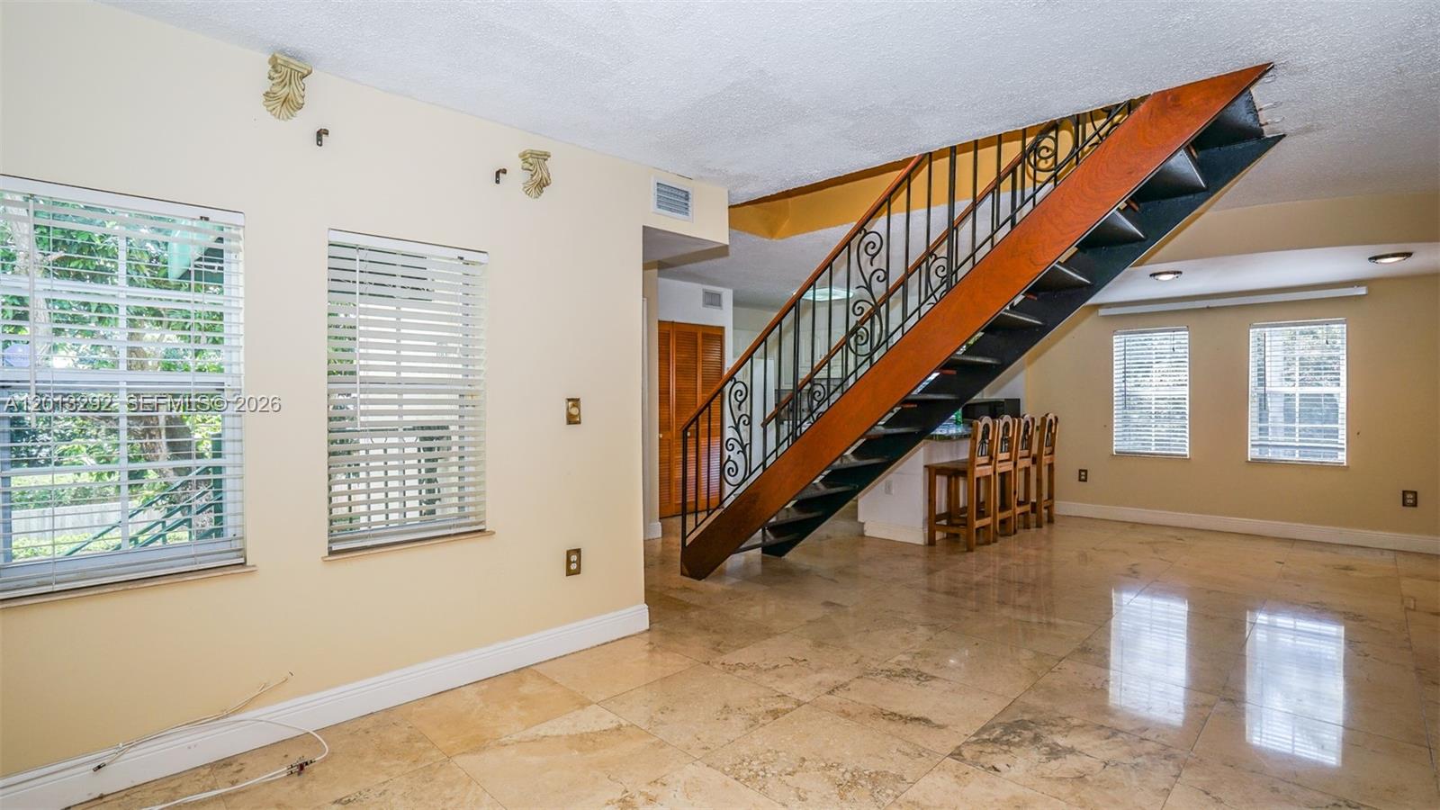 3356 Bird Ave 15