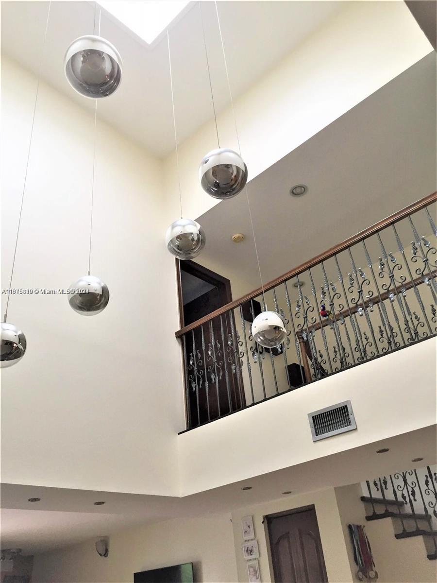 POINCIANA IS YT & RCQ CLU - Residential