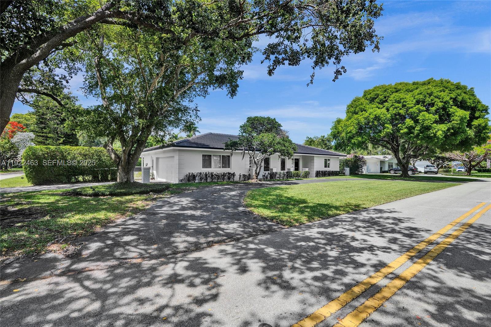 ROYAL PALM HARBOR 1ST ADD - Residential Lease