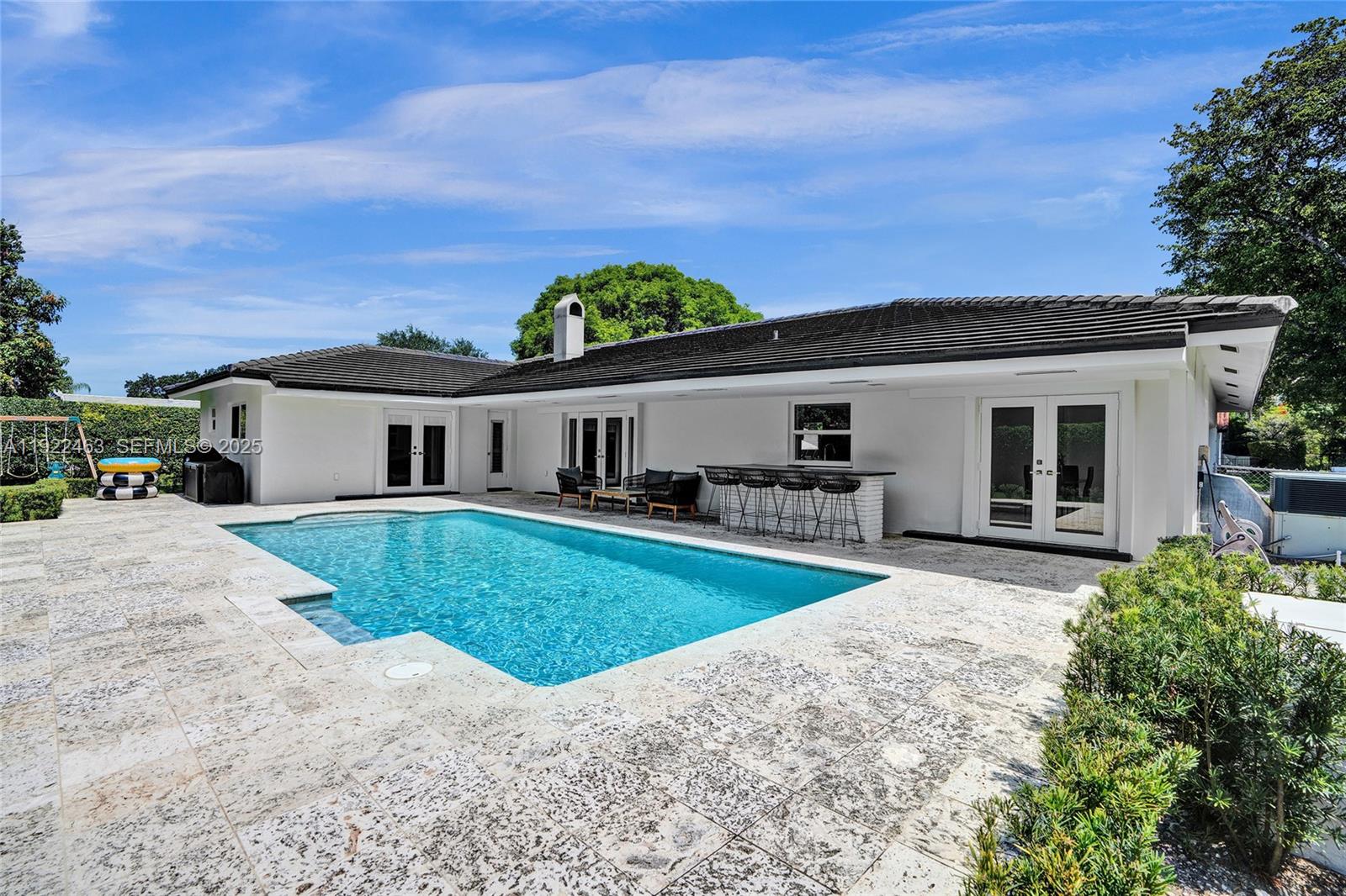 ROYAL PALM HARBOR 1ST ADD - Residential Lease