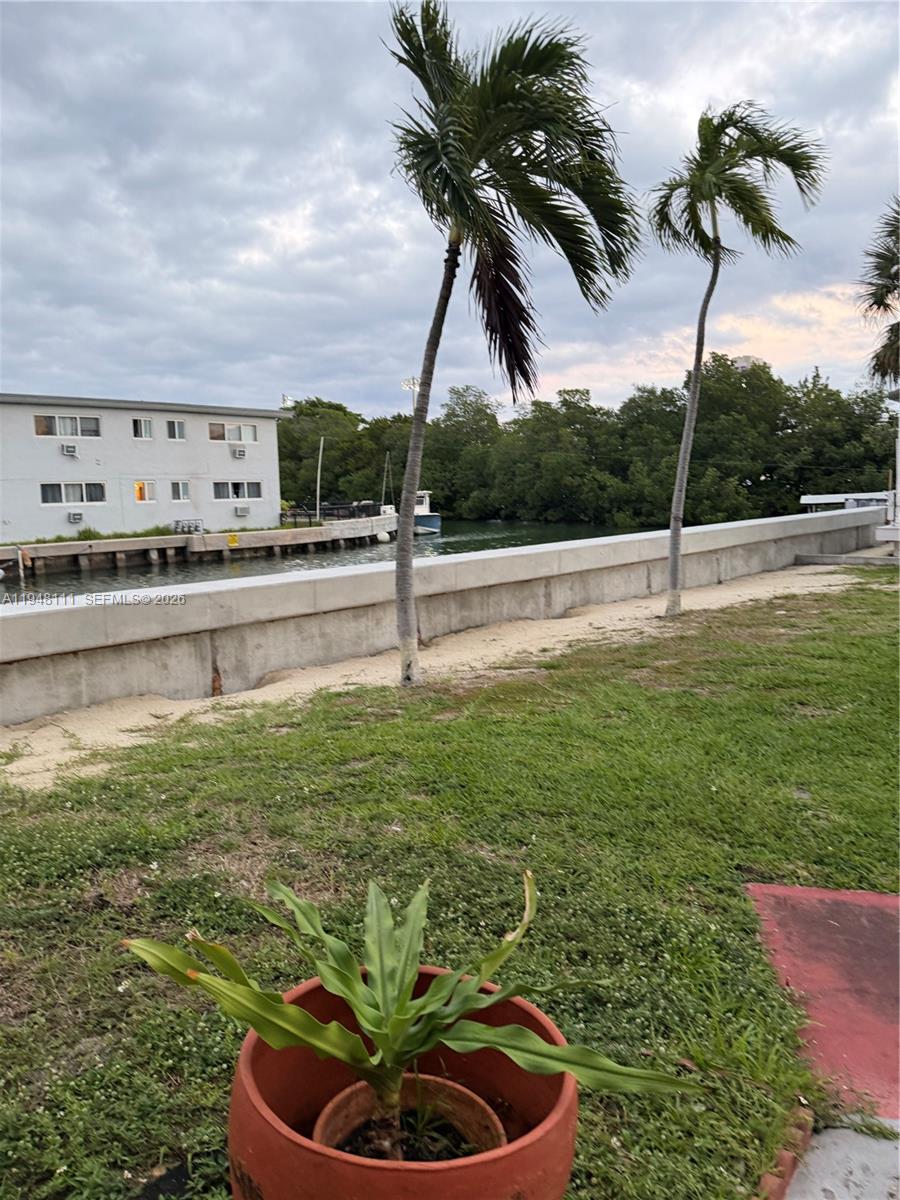 BONI VISTA TWO CONDO - Residential