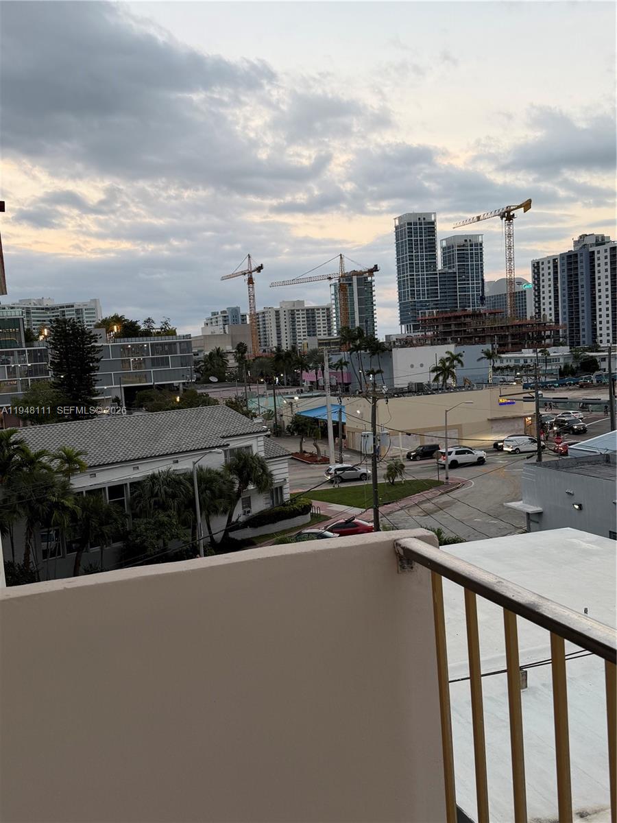 BONI VISTA TWO CONDO - Residential