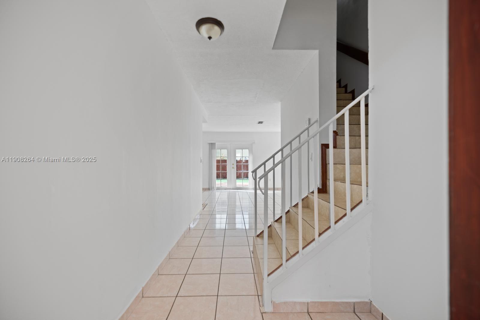 JUNIPER AT THE HAMMOCKS - Residential