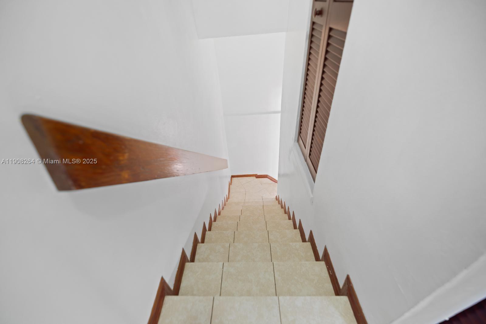 JUNIPER AT THE HAMMOCKS - Residential