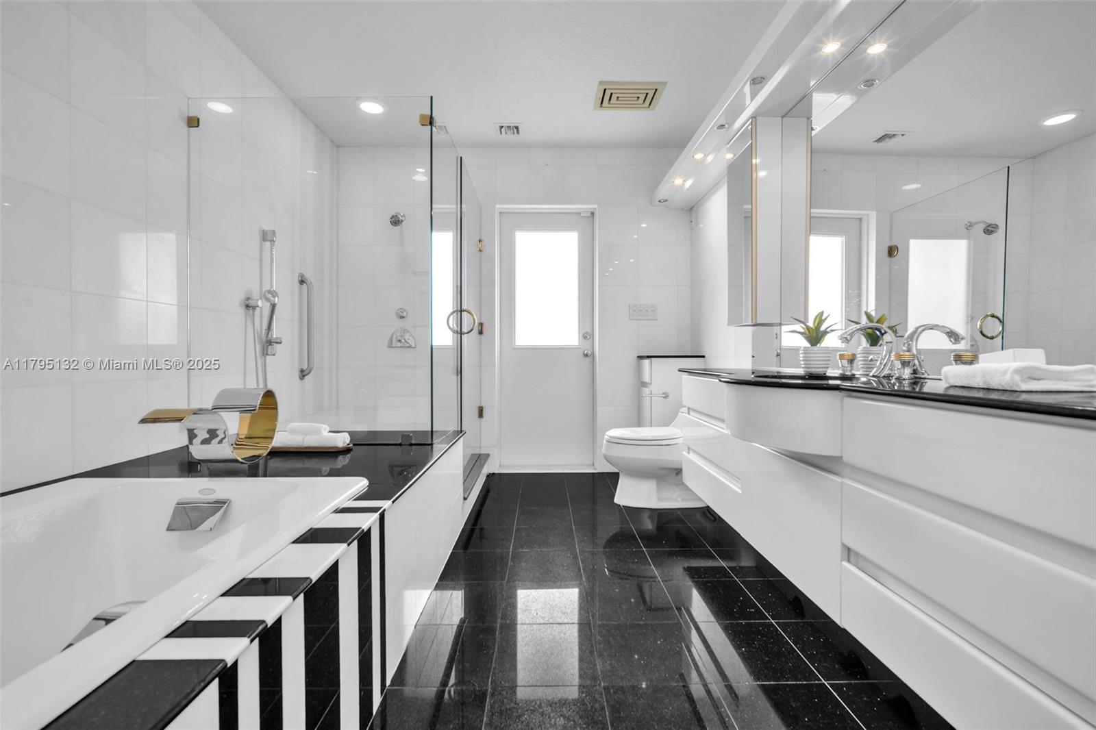 HARBOUR HEIGHTS ADD - Residential
