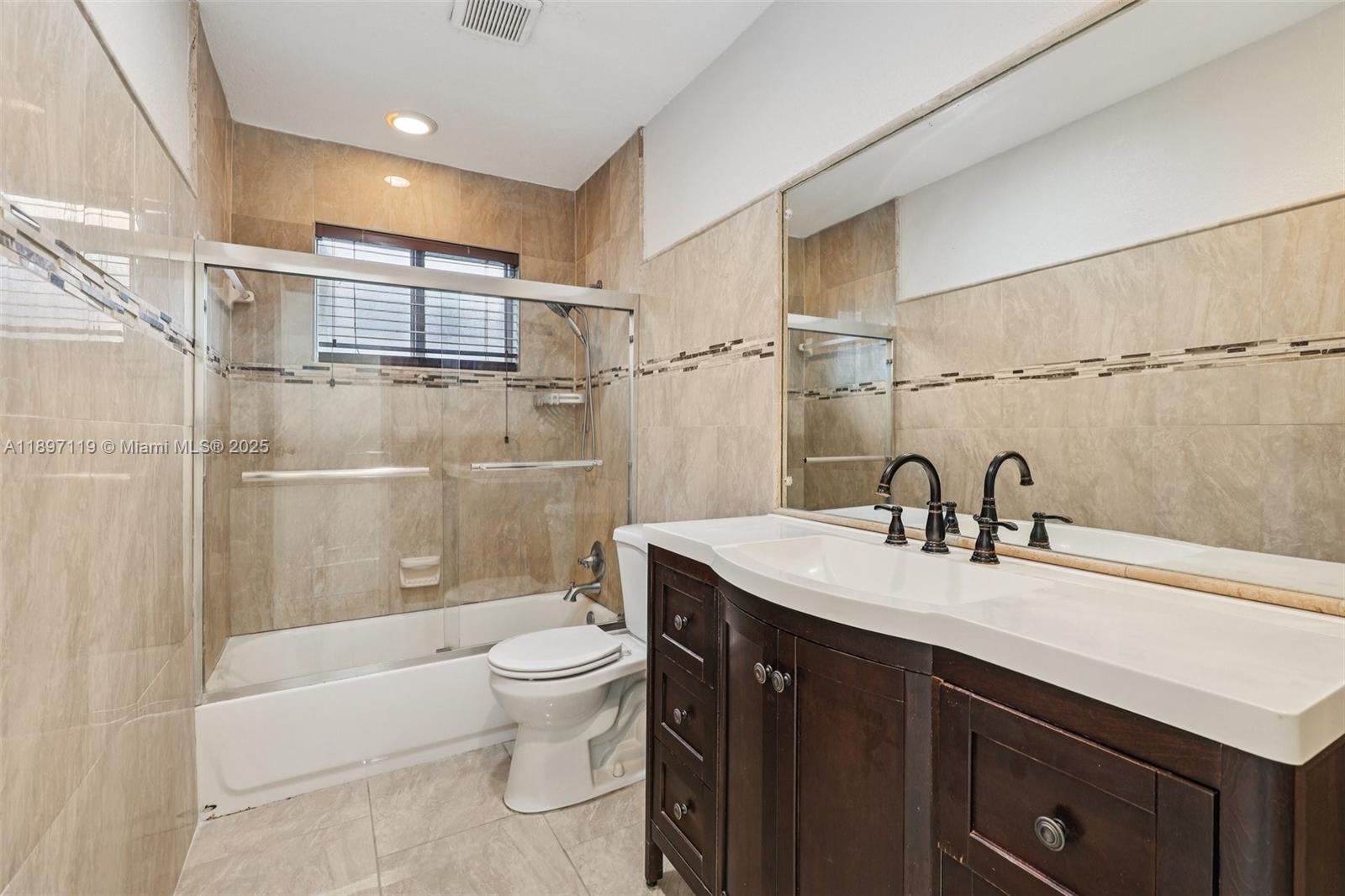 MIRAMAR ISLES SEC 7 - Residential