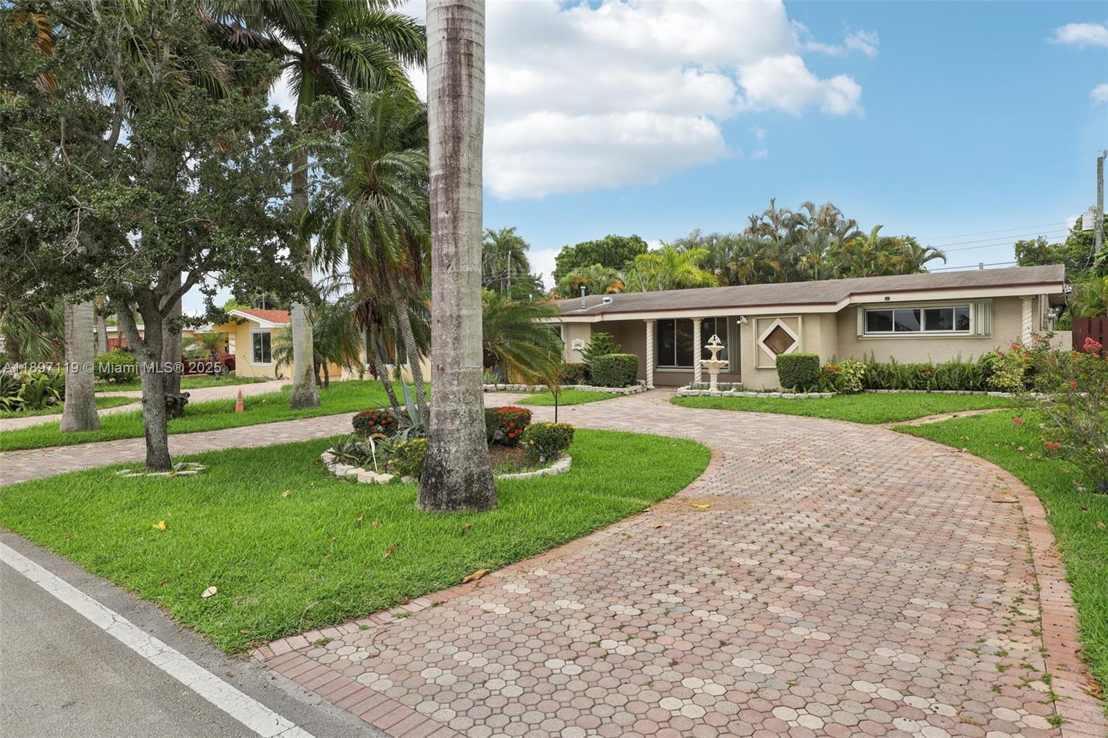 MIRAMAR ISLES SEC 7 - Residential
