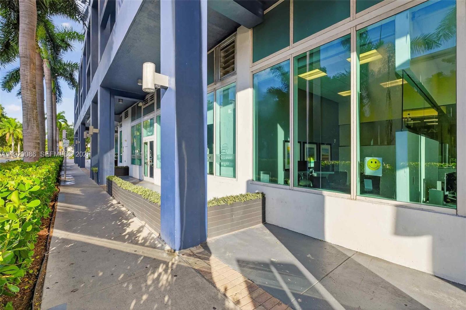 1800 BISCAYNE PLAZA CONDO - Commercial Sale