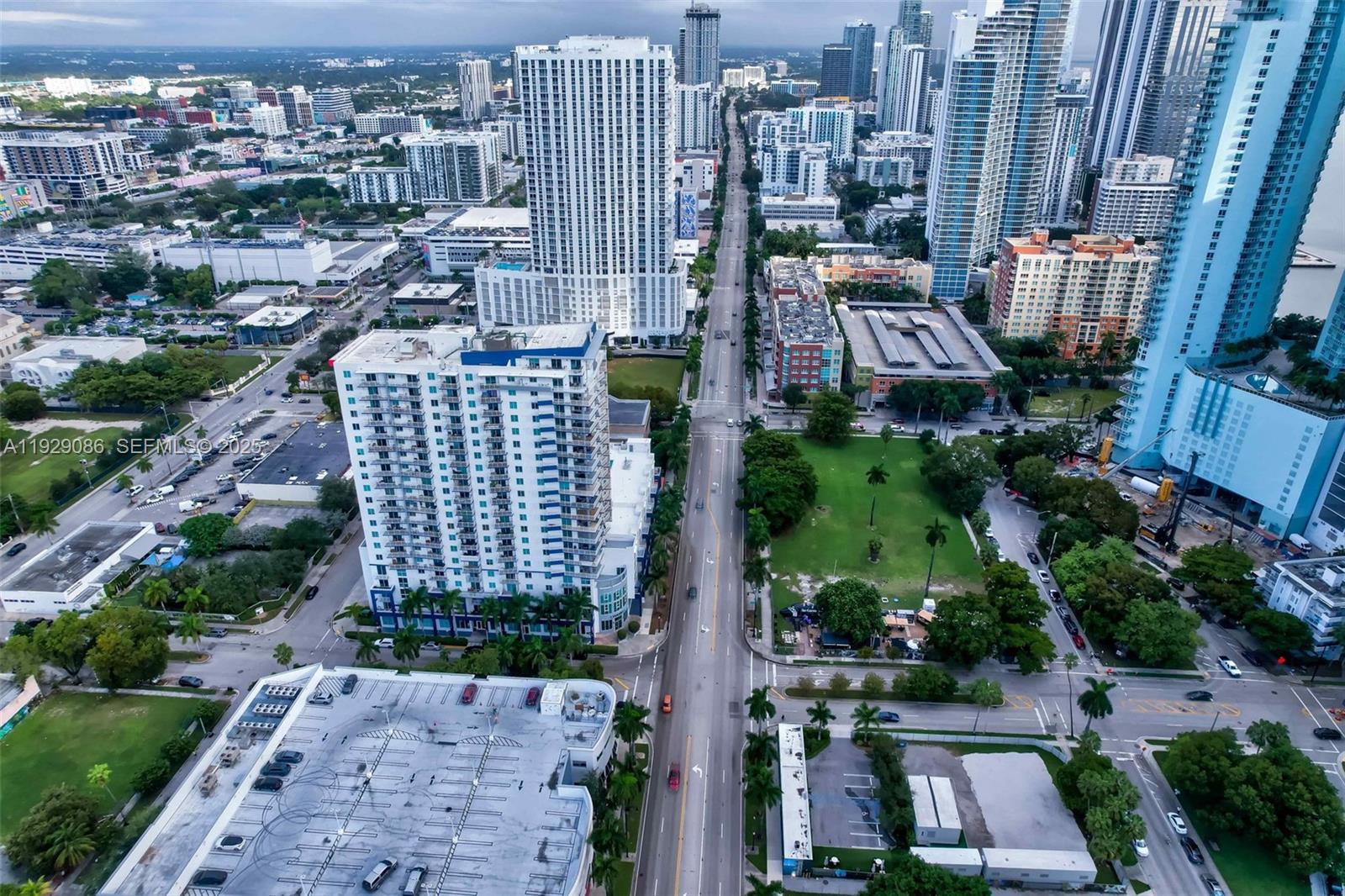 1800 BISCAYNE PLAZA CONDO - Commercial Sale