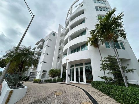 6580 Indian Creek Dr 304 Miami Beach FL 33141