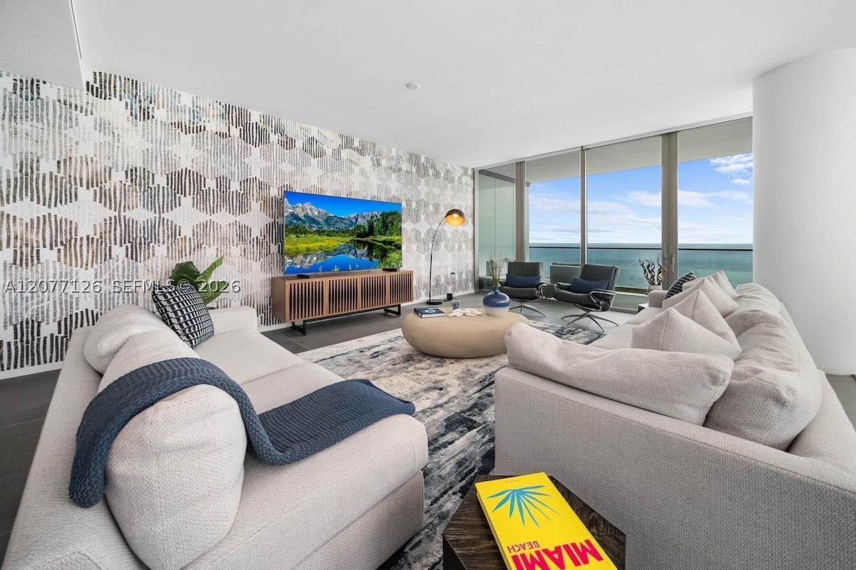 2000 S Ocean Dr 31B