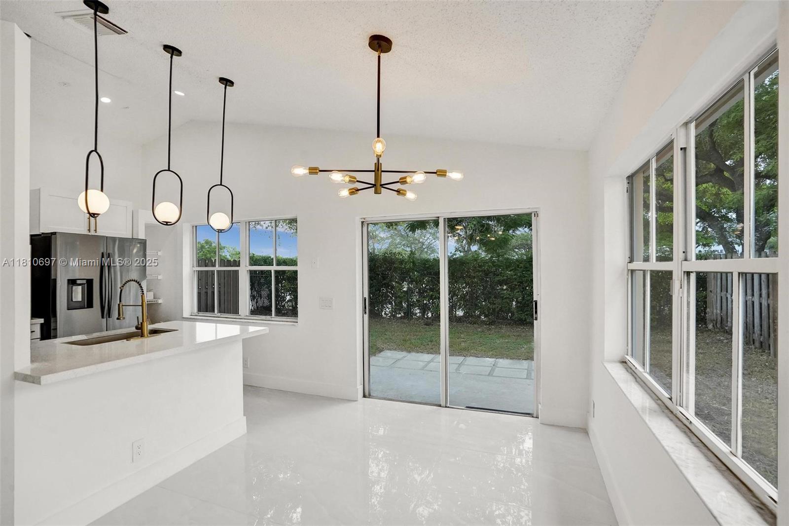 GATEWAY MILE RESUBDIVISIO - Residential