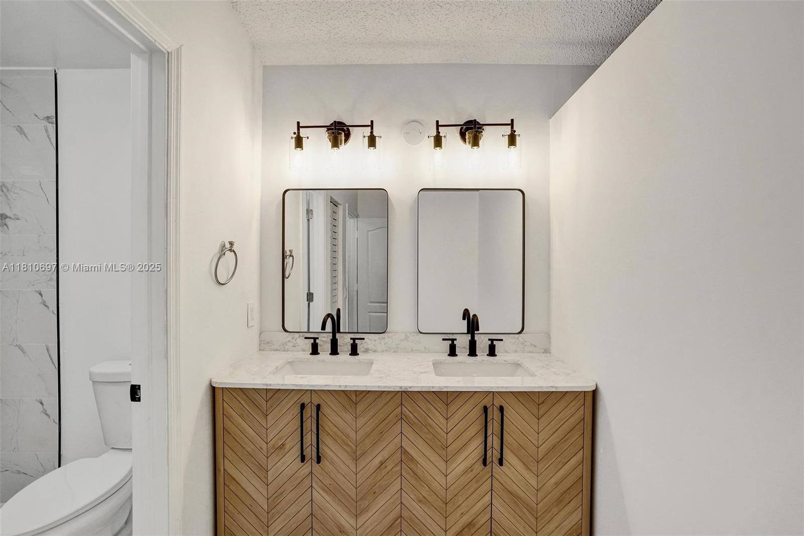 GATEWAY MILE RESUBDIVISIO - Residential