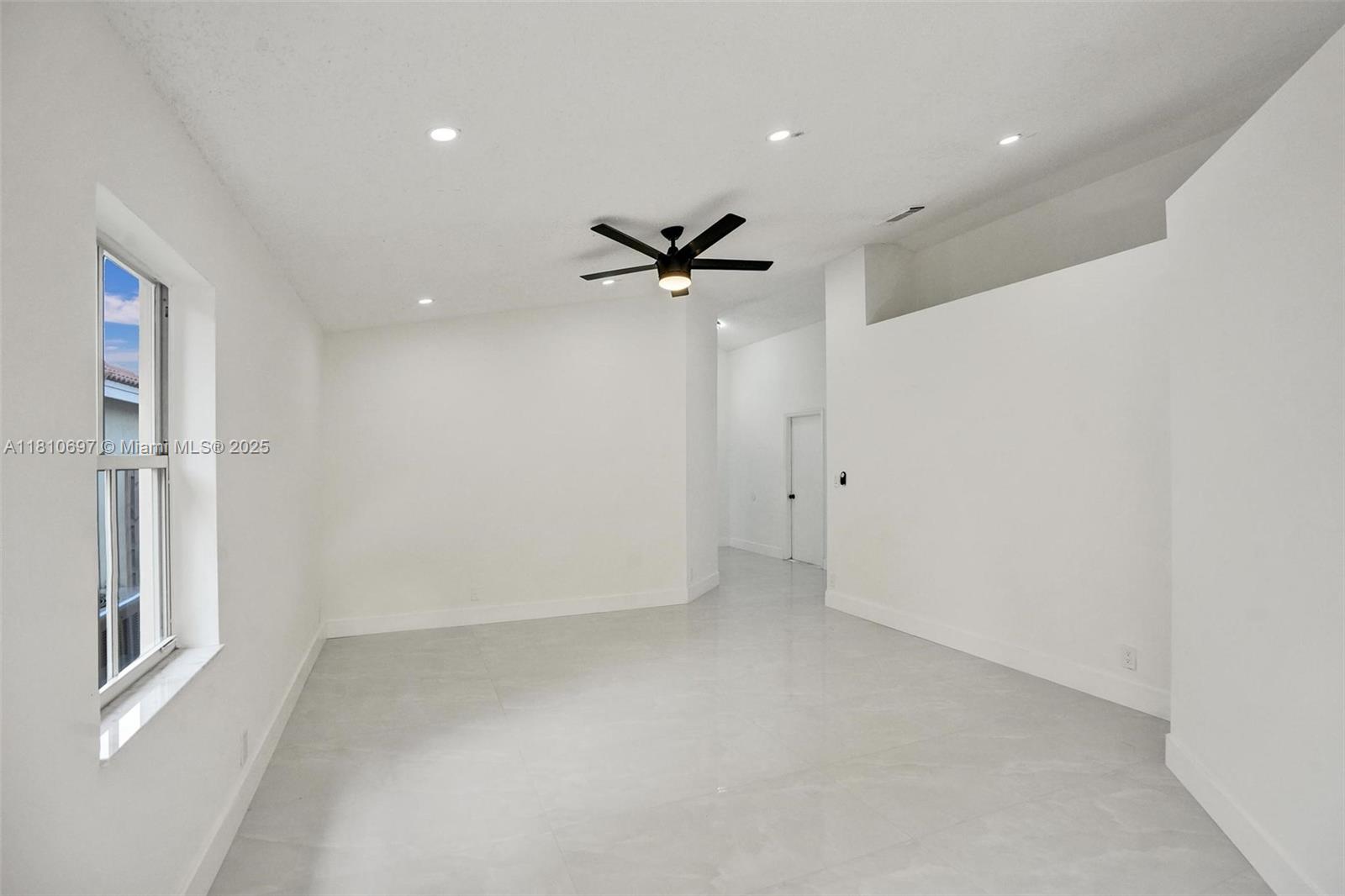 GATEWAY MILE RESUBDIVISIO - Residential
