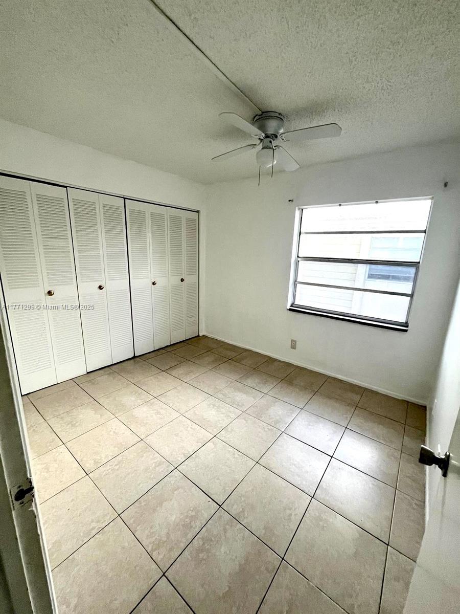 ORANGE TREE OF CORAL SPRI - Residential