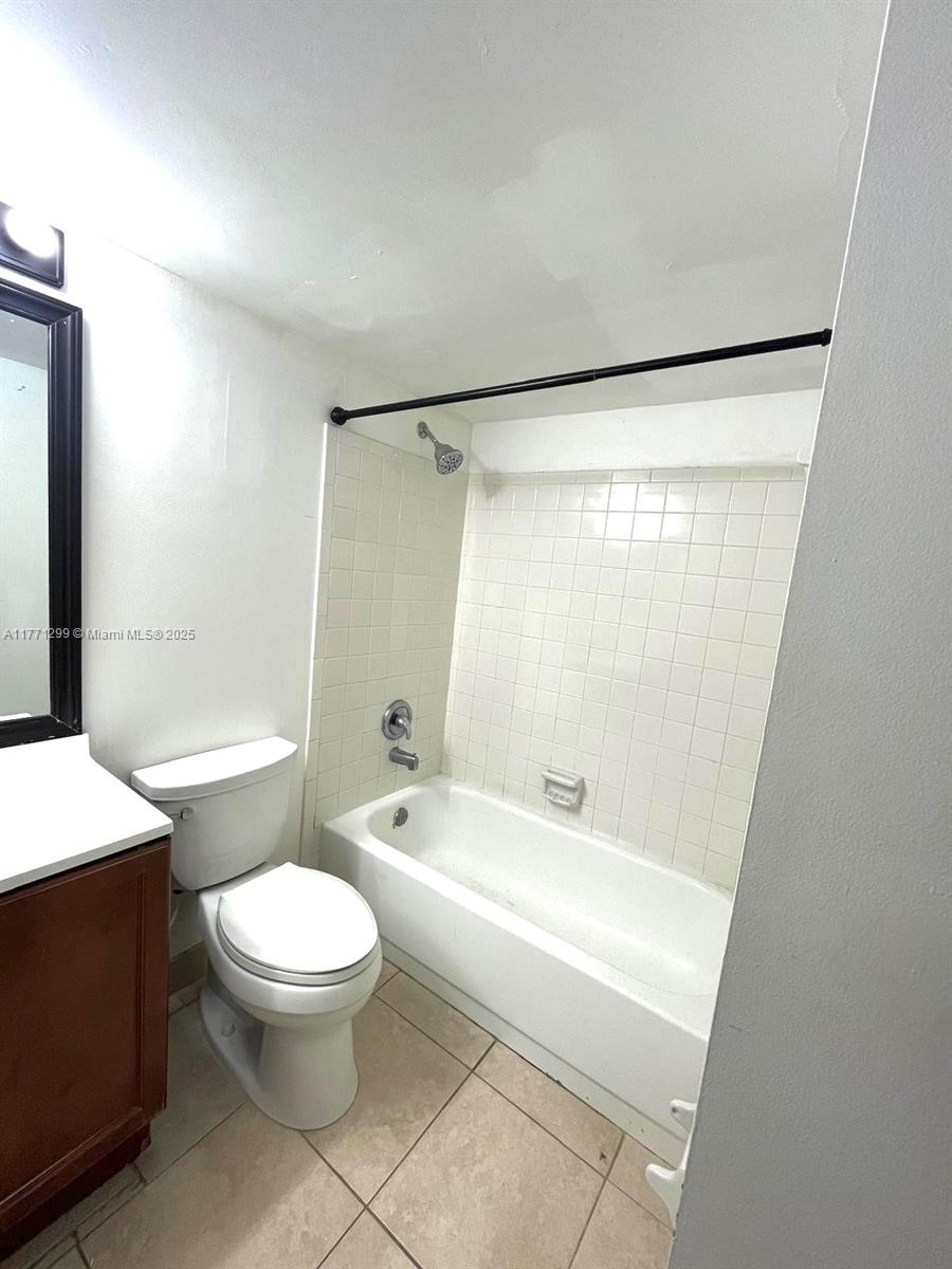 ORANGE TREE OF CORAL SPRI - Residential