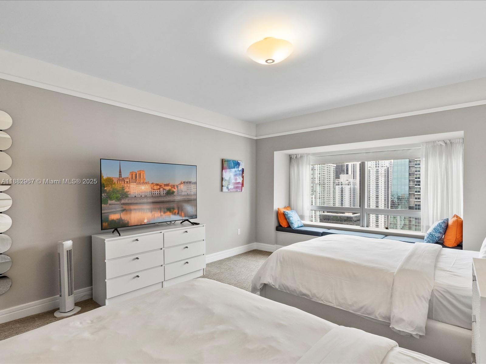 MILLENNIUM TOWER CONDOMIN - Residential
