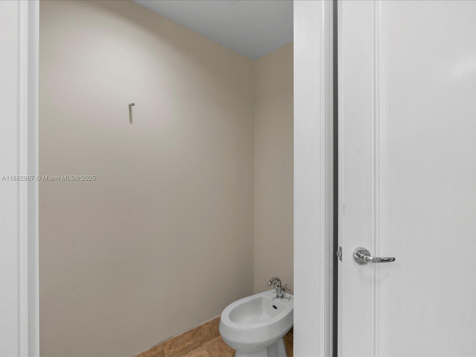 MILLENNIUM TOWER CONDOMIN - Residential