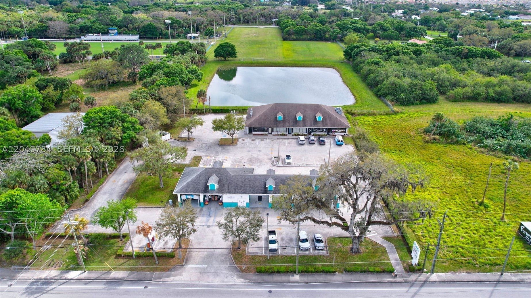 3901 Orange Ave, Fort Pierce, FL 34947-6130