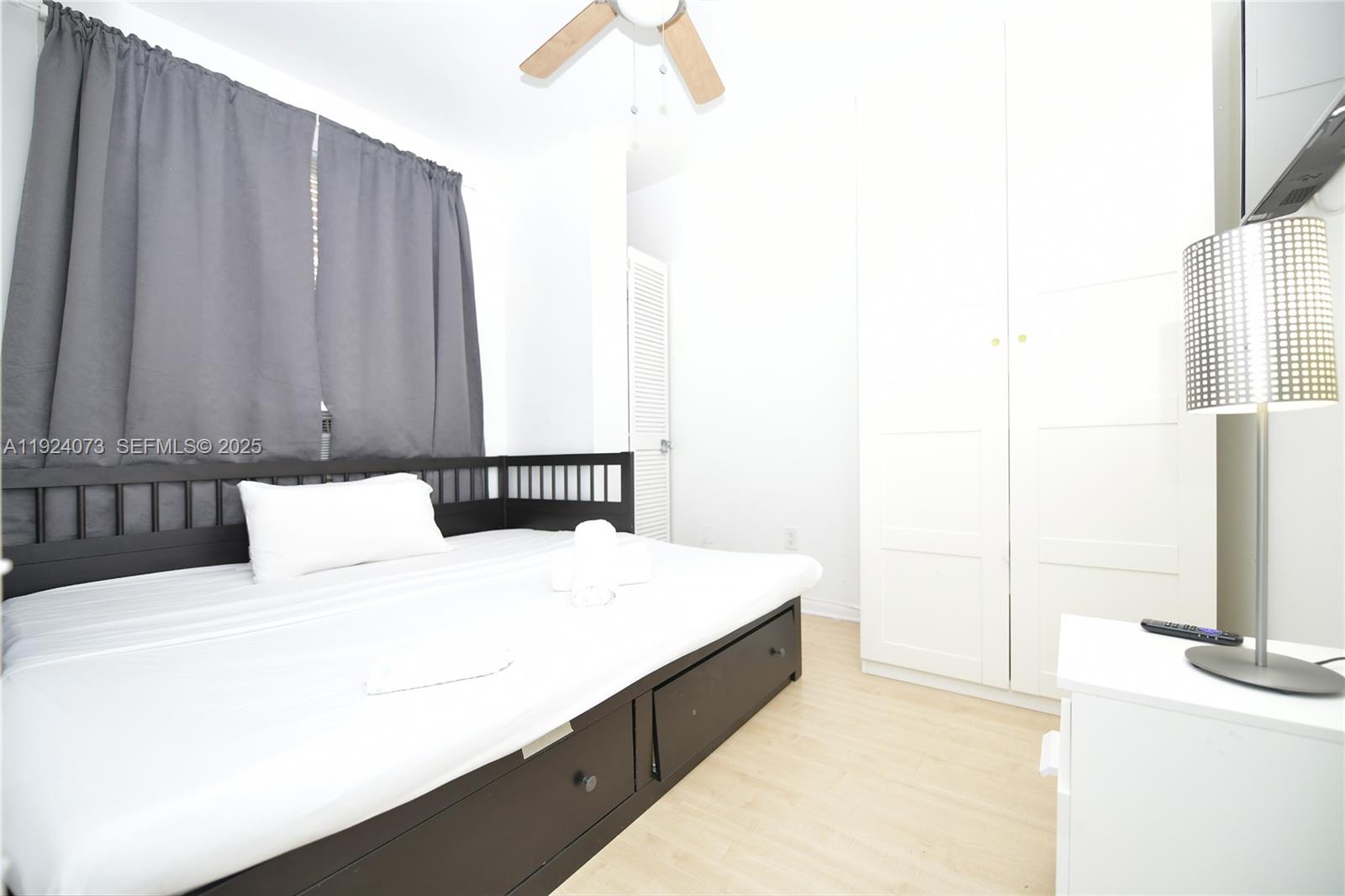 THE EMPIRE CONDO - Residential