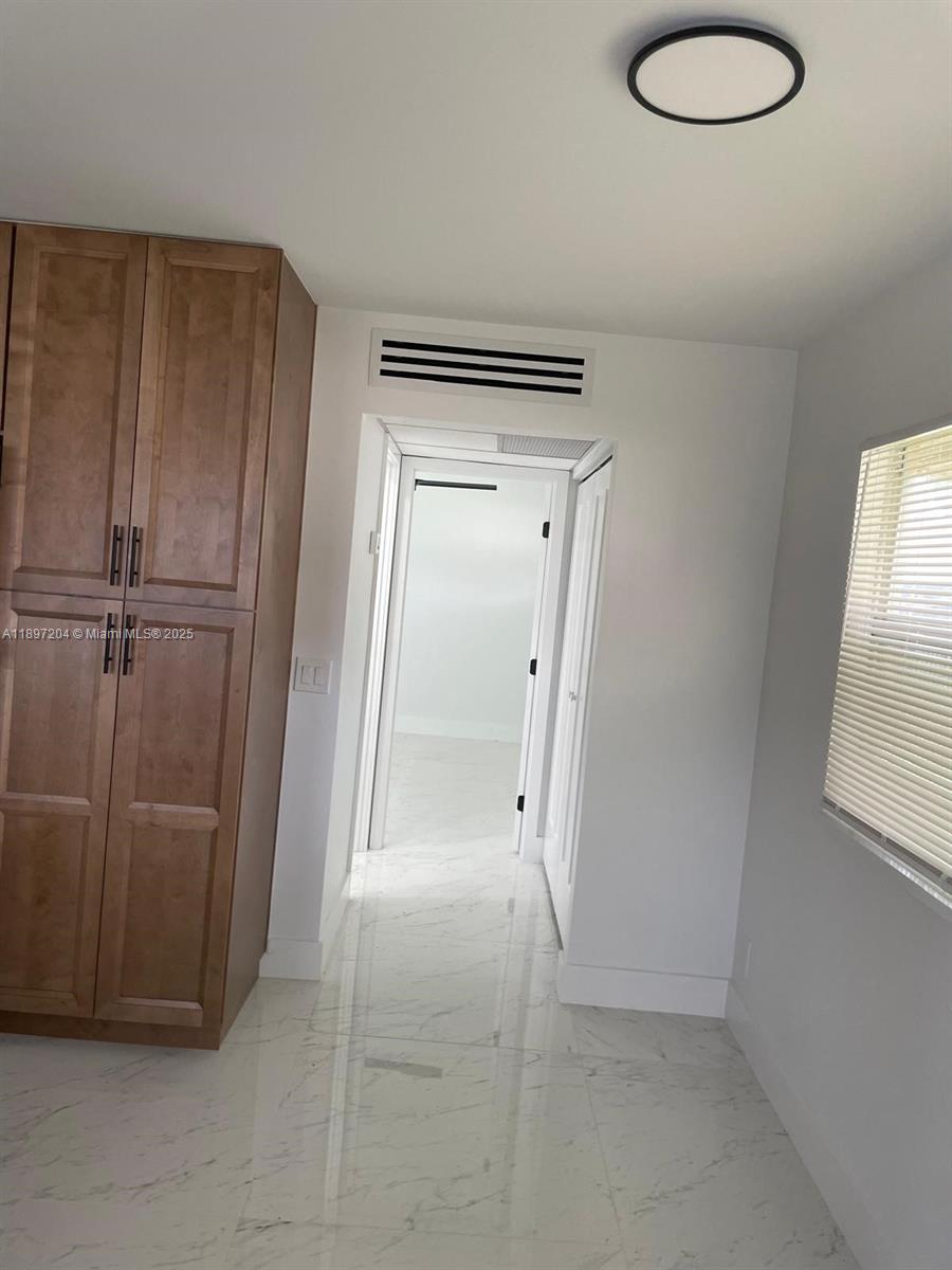 KINGS POINT SEVILLE CONDO - Residential