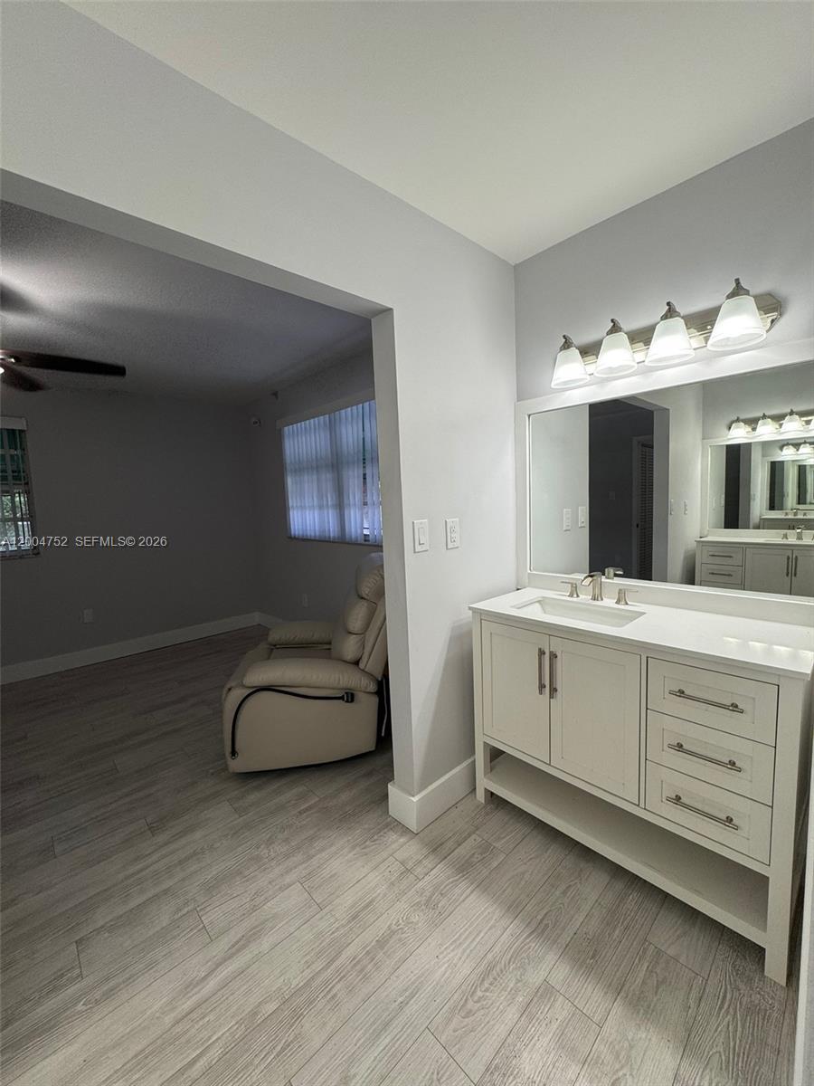 FLAMINGO GARDENS PHASE FO - Residential