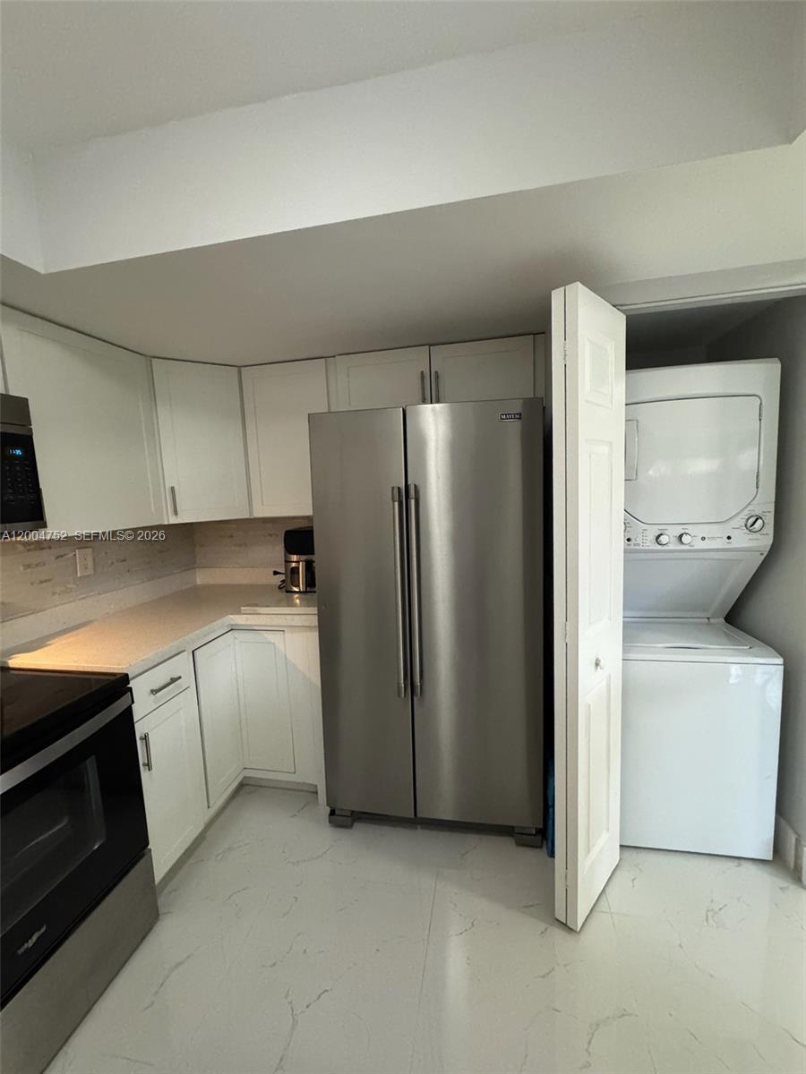 FLAMINGO GARDENS PHASE FO - Residential