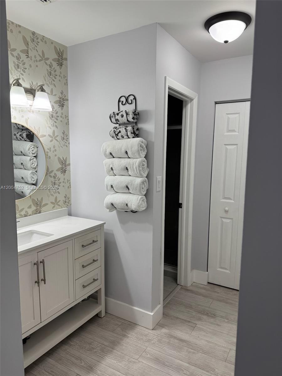 FLAMINGO GARDENS PHASE FO - Residential