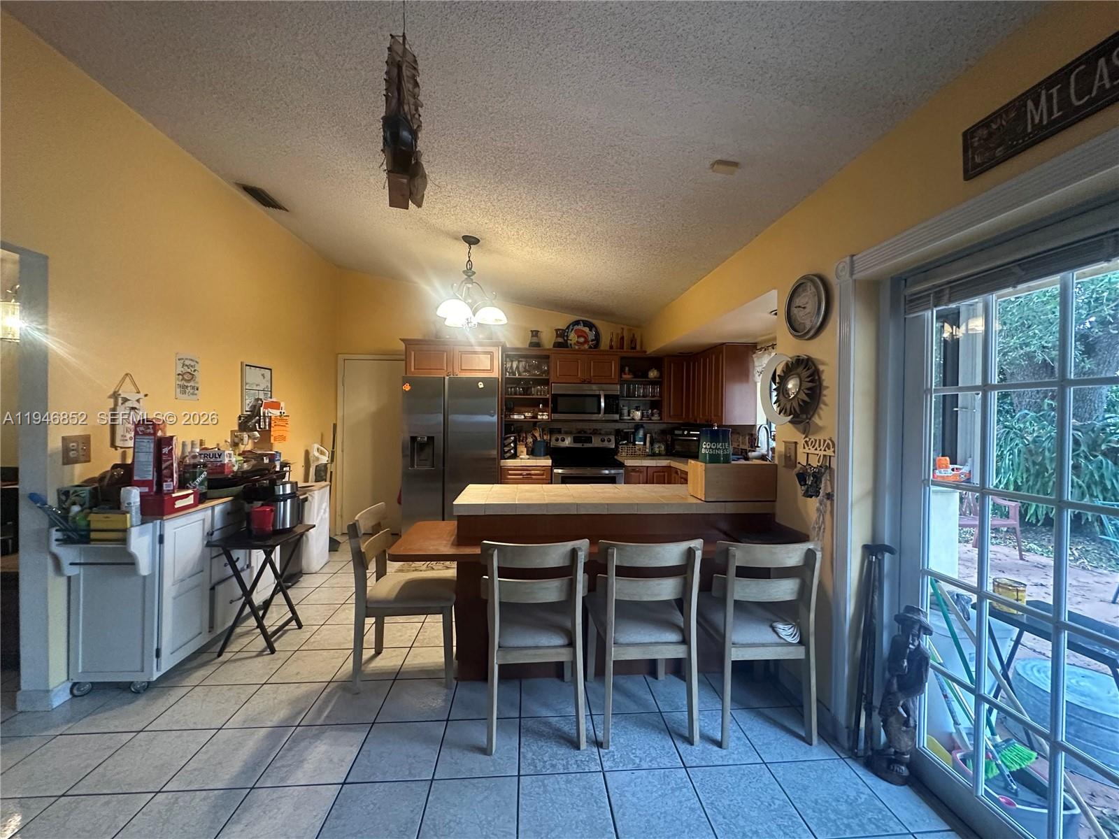 COUNTRY LAKE MANORS SEC 2 - Residential