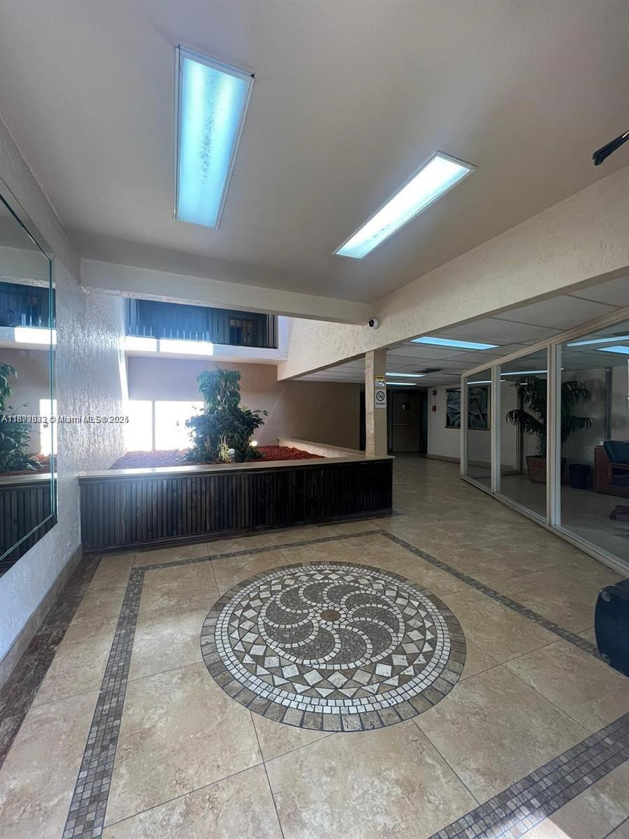 TARA GARDENS 1 CONDO - Residential Lease
