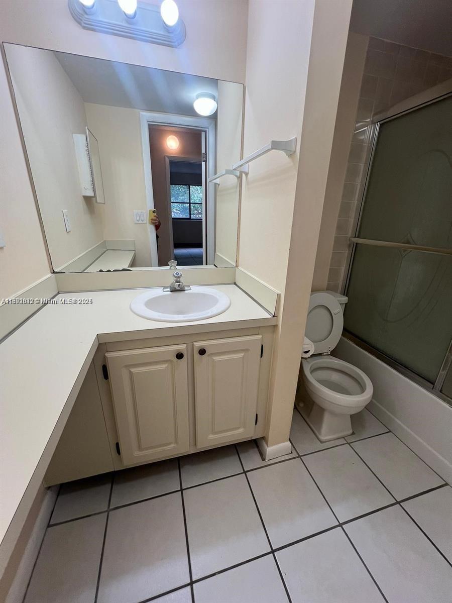 TARA GARDENS 1 CONDO - Residential Lease