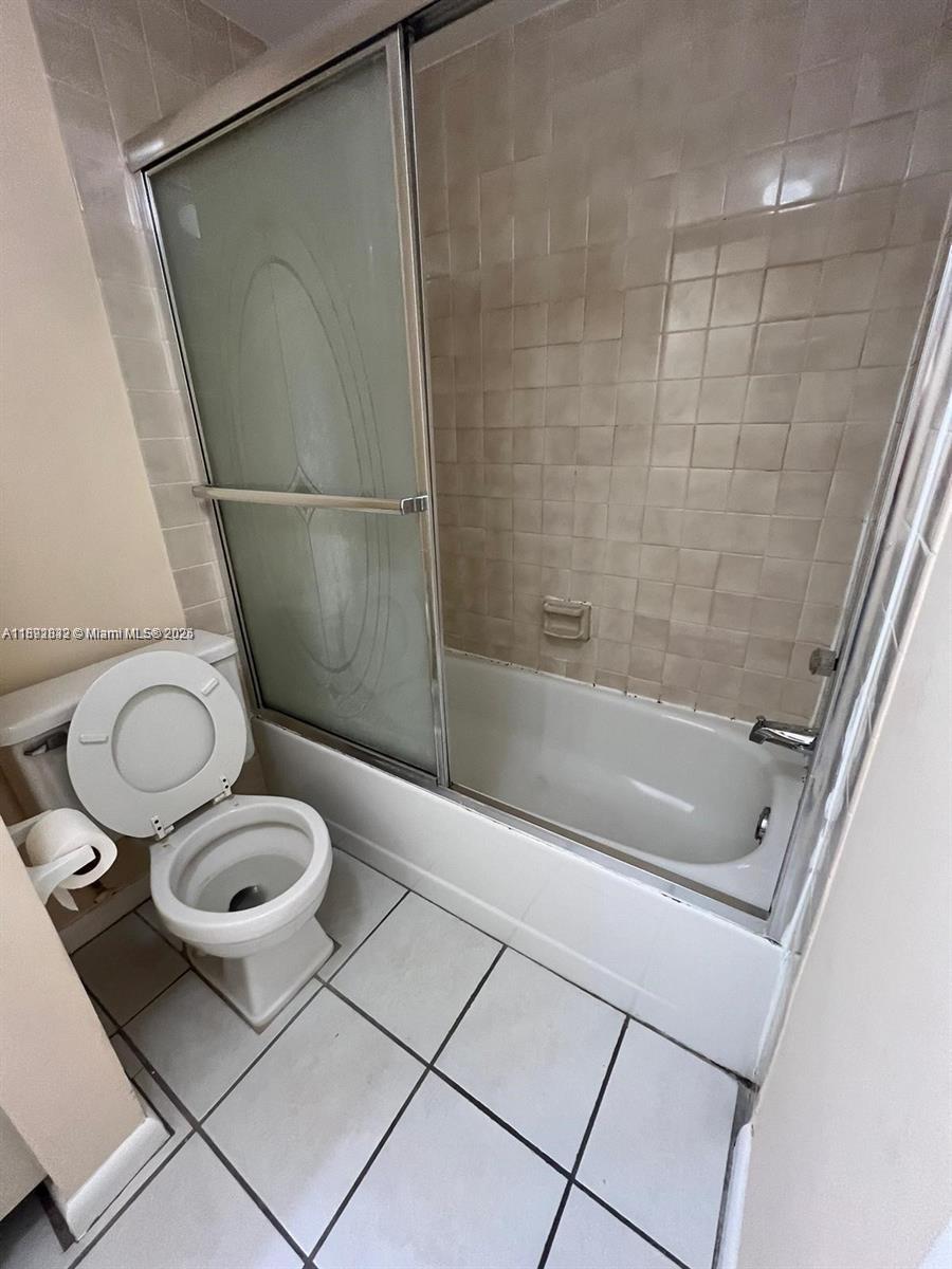 TARA GARDENS 1 CONDO - Residential Lease