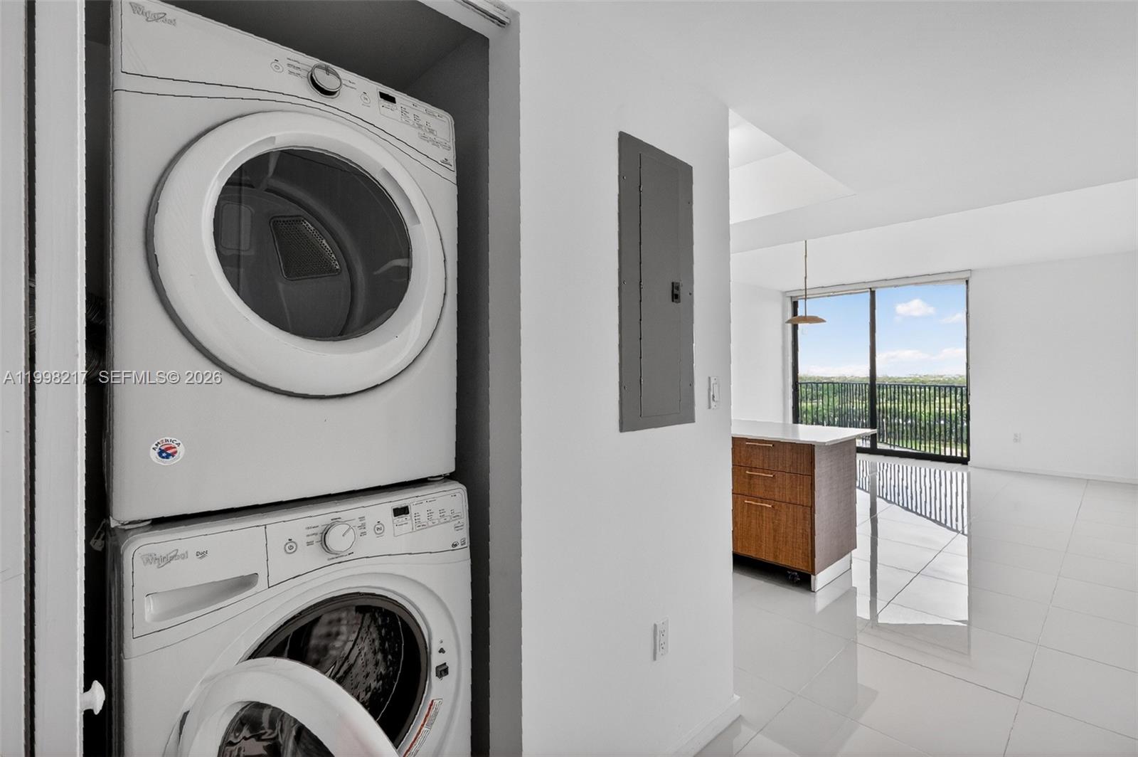 5252 PASEO CONDO - Residential Lease