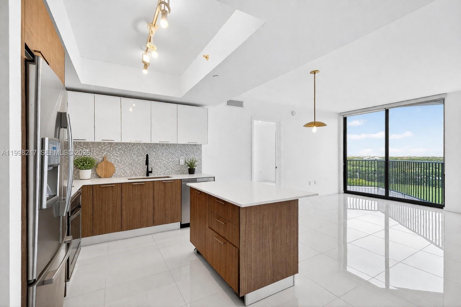 5252 PASEO CONDO - Residential Lease