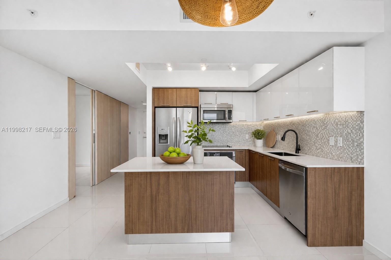 5252 PASEO CONDO - Residential Lease