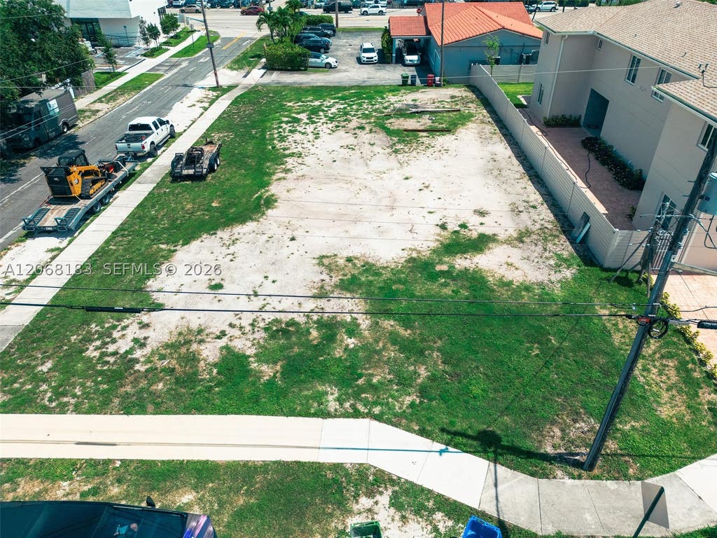 Photo of 1000 NW 4 Ave, Hallandale Beach, FL 33009 (MLS # A12068183)
