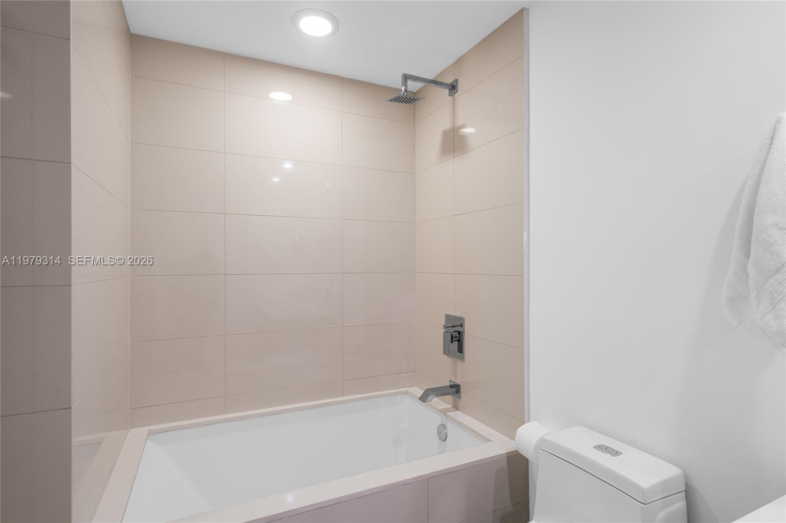 SLS Brickell - Residential Lease