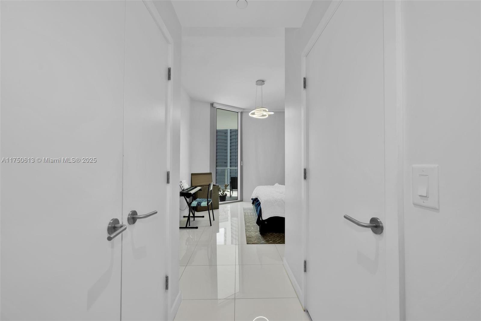 PARAMOUNT MIAMI WORLDCENT - Residential